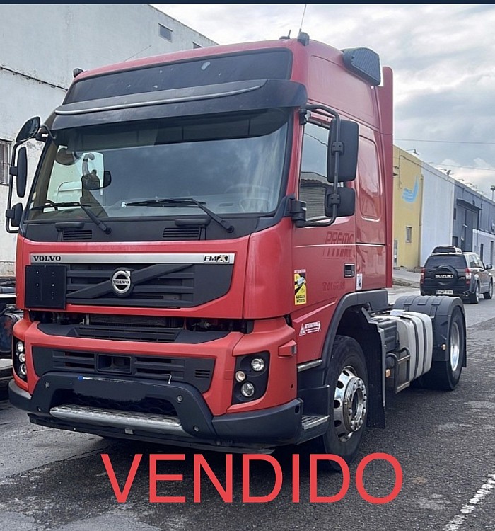 Volvo Fmx450 505000km con adr completo y compresor para cuba